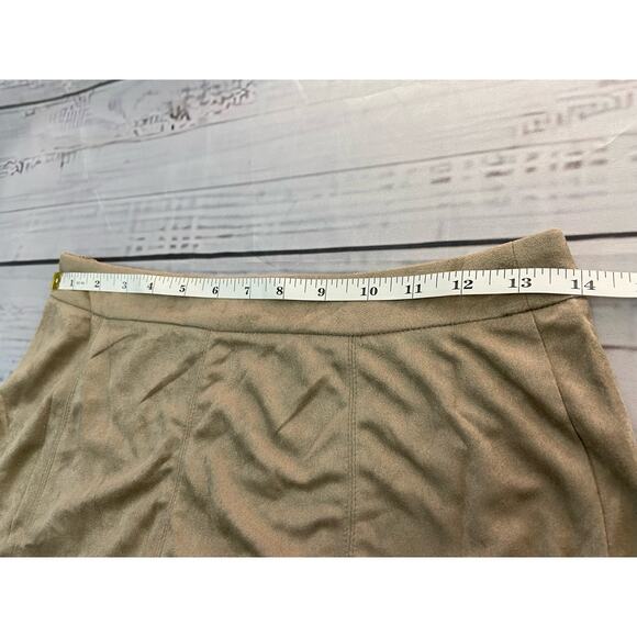 Ontwelfth Mini A Line Skirt Womens M Side Zipper Faux Suede Ruffle Hem Flare Tan - Picture 5 of 10